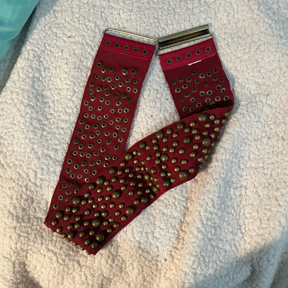 Vintage Studded Stretch Retro Red Belt - Picture 2 of 13